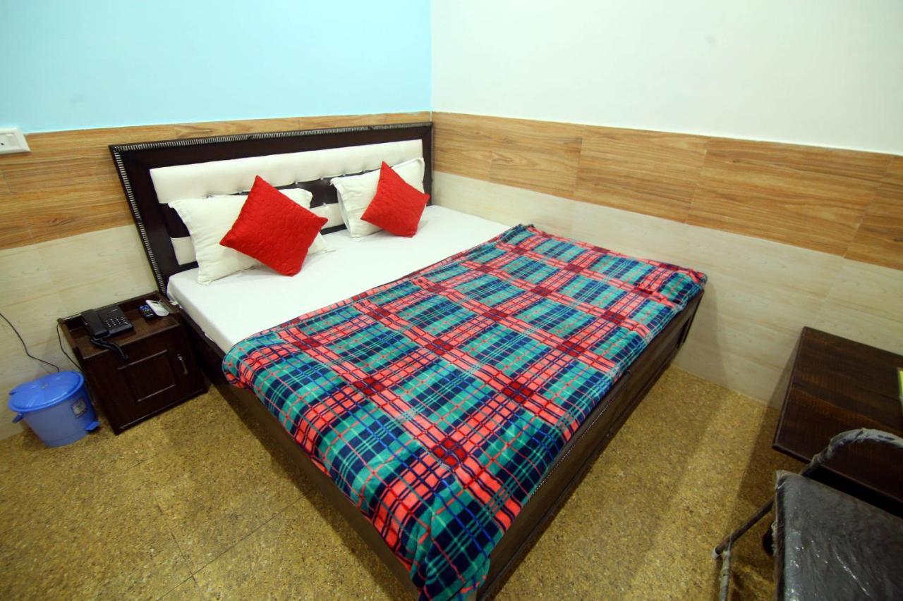 Hotel Amron45 Chandīgarh Exterior foto